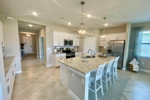 Casa en alquiler en Port Charlotte, Florida, 3 dormitorios, 204.2 m2 № 1853905 - foto 6