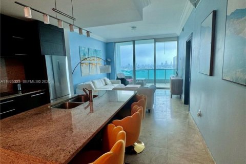 Condo in Miami, Florida, 1 bedroom № 1983880 - photo 26