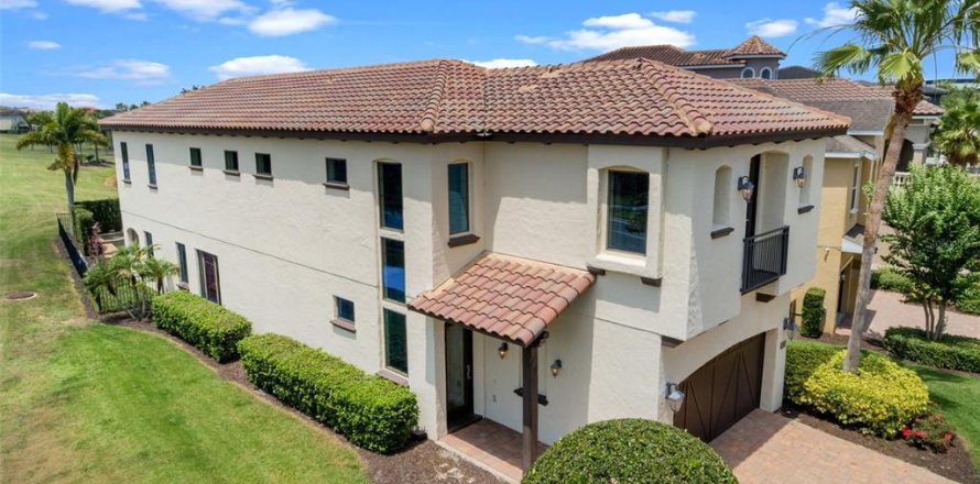 Casa en Four Corners, Florida 5 dormitorios, 301.28 m2 № 1742598