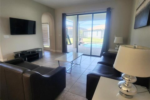 Casa en venta en Haines City, Florida, 3 dormitorios, 186.73 m2 № 1749328 - foto 8