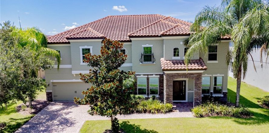 Casa en Oviedo, Florida 6 dormitorios, 391.49 m2 № 1843234