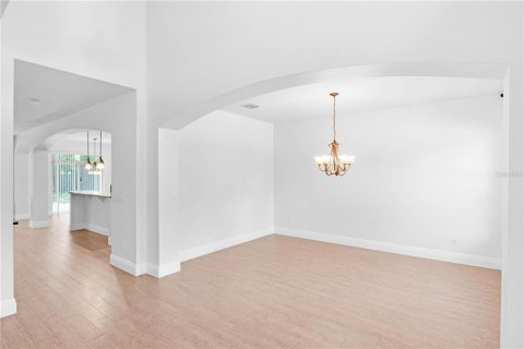 Casa en venta en Oviedo, Florida, 6 dormitorios, 391.49 m2 № 1843234 - foto 4