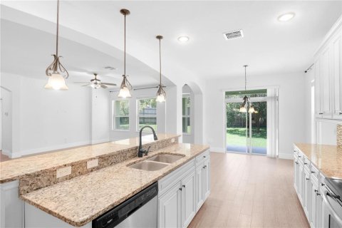 Casa en venta en Oviedo, Florida, 6 dormitorios, 391.49 m2 № 1843234 - foto 8