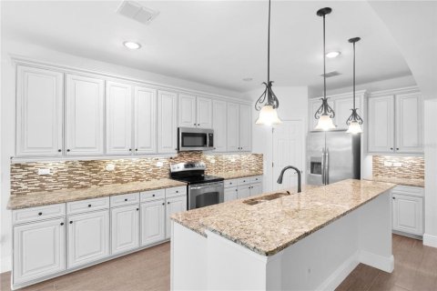 Casa en venta en Oviedo, Florida, 6 dormitorios, 391.49 m2 № 1843234 - foto 6