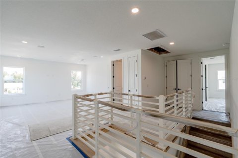House in Sarasota, Florida 4 bedrooms, 299.8 sq.m. № 2103539 - photo 16