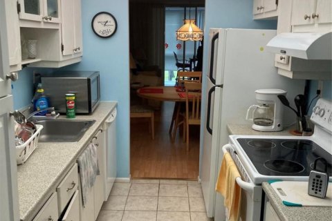 Condominio en venta en Lauderdale Lakes, Florida, 2 dormitorios, 89.19 m2 № 2193630 - foto 11