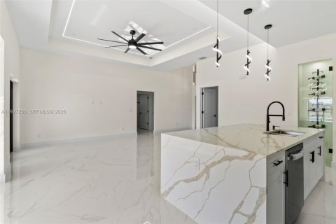 Купить виллу или дом в Лихай-Эйкерс, Флорида 4 спальни, 154.96м2, № 1986222 - фото 23