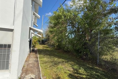 Condo in Saint Petersburg, Florida, 2 bedrooms  № 1529015 - photo 6