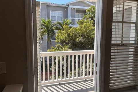 Снять в аренду кондоминиум в Тампа, Флорида 5 комнат, 66.52м2, № 1917271 - фото 16