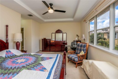 Adosado en venta en Doral, Florida, 3 dormitorios, 206.8 m2 № 2000495 - foto 24