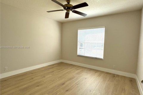 Casa en venta en Boynton Beach, Florida, 3 dormitorios, 184.32 m2 № 2002226 - foto 5