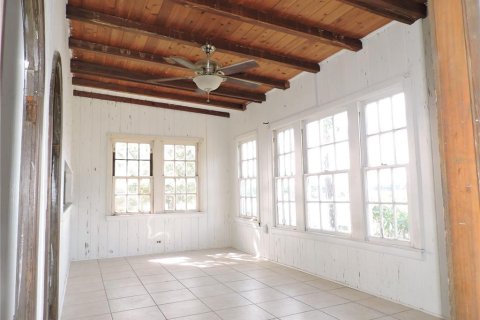 Casa en venta en Lake Wales, Florida, 3 dormitorios, 141.4 m2 № 1906614 - foto 10