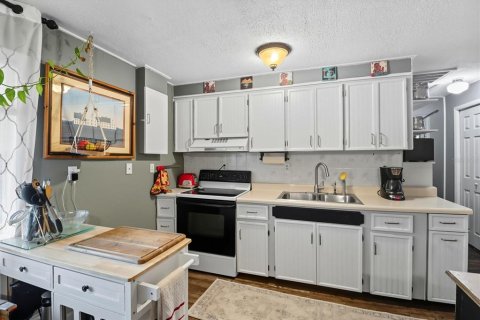 House in Inverness, Florida 1 bedroom, 78.97 sq.m. № 1903038 - photo 14