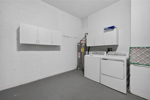 Villa ou maison à vendre à Orlando, Floride: 3 chambres, 140.38 m2 № 2399432 - photo 26