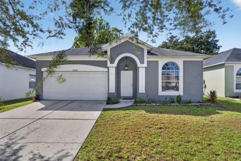 Villa ou maison à vendre à Orlando, Floride: 3 chambres, 140.38 m2 № 2399432 - photo 4