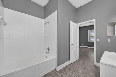 Villa ou maison à vendre à Orlando, Floride: 3 chambres, 140.38 m2 № 2399432 - photo 13