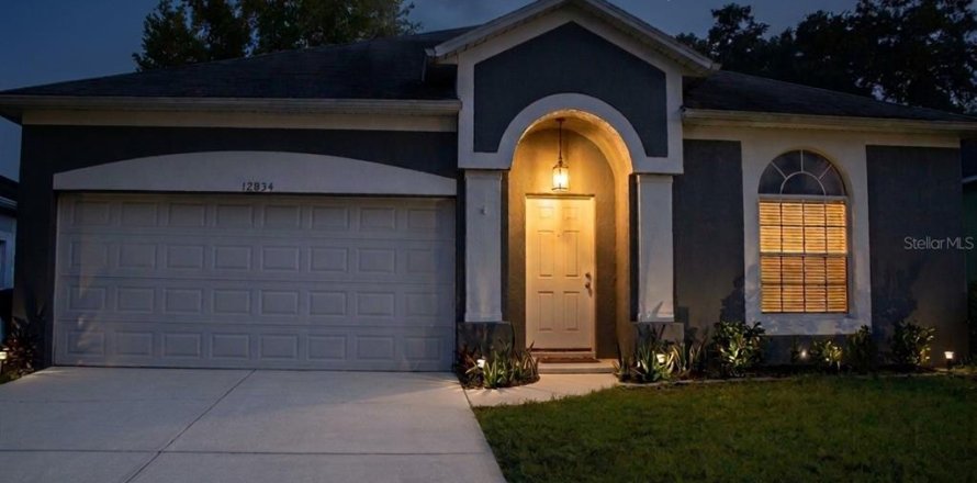 Villa ou maison à Orlando, Floride 3 chambres, 140.38 m2 № 2399432