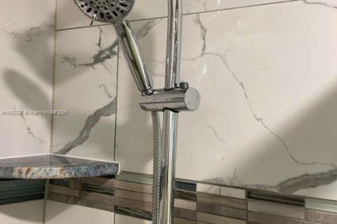 Appartement à louer à Miami Beach, Floride № 1954105 - photo 10