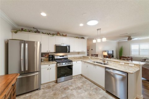 Villa ou maison à vendre à The Villages, Floride: 2 chambres, 107.4 m2 № 2151044 - photo 18