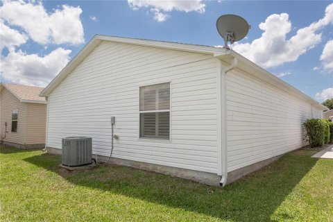 Villa ou maison à vendre à The Villages, Floride: 2 chambres, 107.4 m2 № 2151044 - photo 9