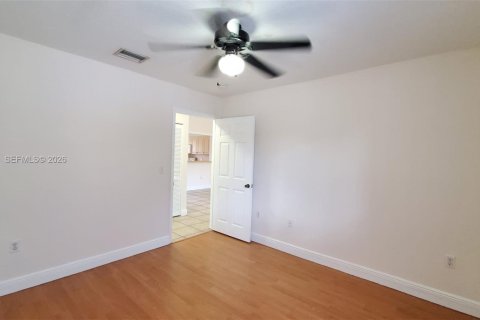 Condominio en alquiler en Pembroke Pines, Florida, 2 dormitorios, 90.12 m2 № 2155049 - foto 10