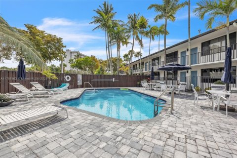 Condo in Wilton Manors, Florida, 1 bedroom  № 1875190 - photo 28