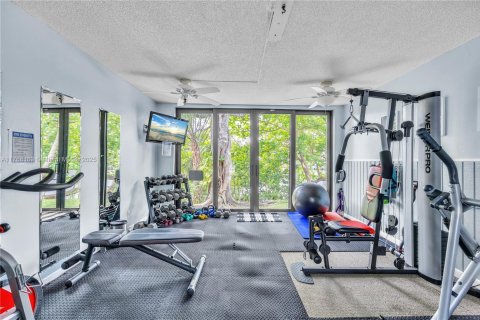 Condo in Wilton Manors, Florida, 1 bedroom  № 1875190 - photo 19