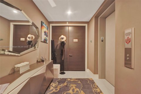 Купить кондоминиум в Авентура, Флорида 3 спальни, 214.33м2, № 2015453 - фото 2