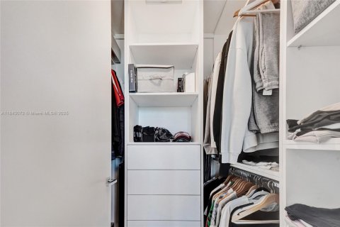 Купить кондоминиум в Авентура, Флорида 3 спальни, 214.33м2, № 2015453 - фото 15