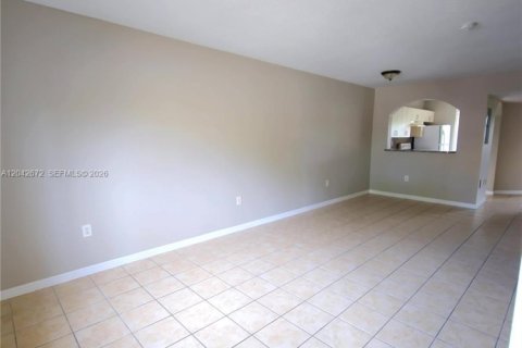Condominio en venta en Homestead, Florida, 2 dormitorios, 85.47 m2 № 2168067 - foto 2