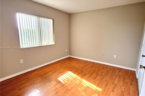 Condominio en venta en Homestead, Florida, 2 dormitorios, 85.47 m2 № 2168067 - foto 6