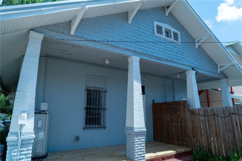Commercial property in Tampa, Florida 3 bedrooms, 139.35 sq.m. № 1895048 - photo 28