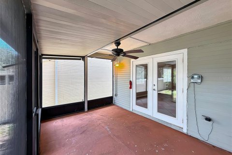 House in Apopka, Florida 3 bedrooms, 115.01 sq.m. № 2216090 - photo 21