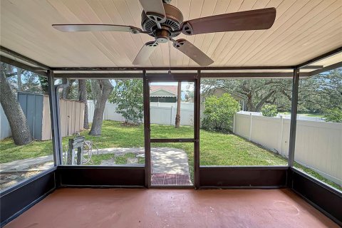 House in Apopka, Florida 3 bedrooms, 115.01 sq.m. № 2216090 - photo 22