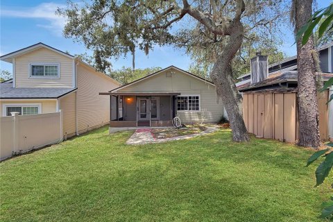 House in Apopka, Florida 3 bedrooms, 115.01 sq.m. № 2216090 - photo 25