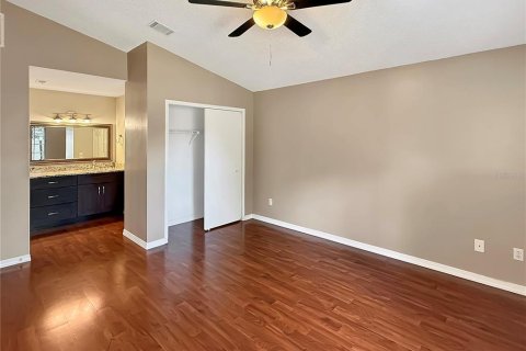 House in Apopka, Florida 3 bedrooms, 115.01 sq.m. № 2216090 - photo 15