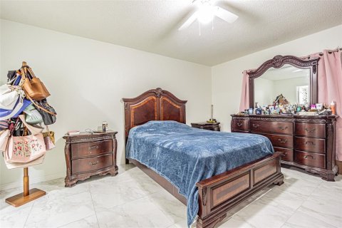 Condo in Tampa, Florida, 2 bedrooms  № 1662789 - photo 14