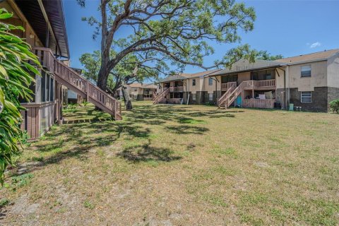 Condo in Tampa, Florida, 2 bedrooms  № 1662789 - photo 18