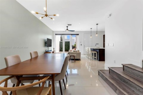 Купить виллу или дом в Дорал, Флорида 4 спальни, 169.64м2, № 2052254 - фото 12