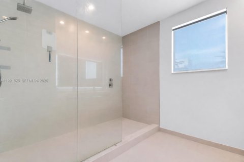 Купить виллу или дом в Дорал, Флорида 4 спальни, 169.64м2, № 2052254 - фото 23