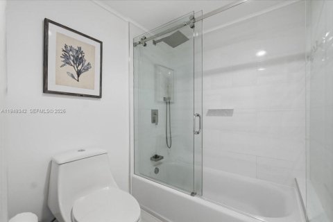 Condominio en venta en West Palm Beach, Florida, 2 dormitorios, 112.04 m2 № 2011748 - foto 23