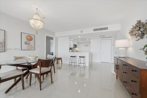 Condominio en venta en West Palm Beach, Florida, 2 dormitorios, 112.04 m2 № 2011748 - foto 10