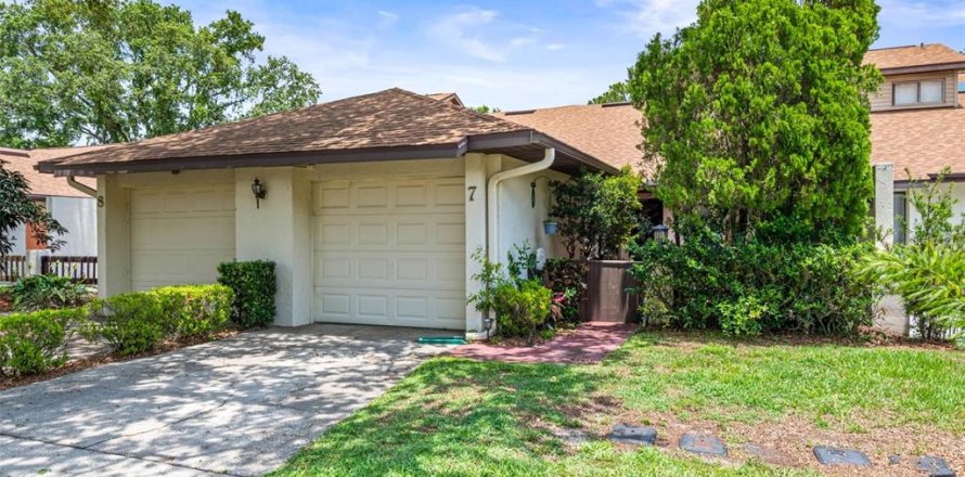 Condominio en Lakeland, Florida, 2 dormitorios  № 1759610