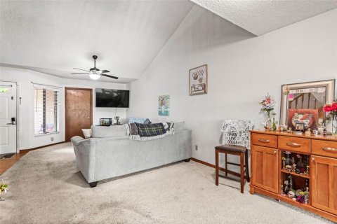 Condominio en venta en Lakeland, Florida, 2 dormitorios, 121.33 m2 № 1759610 - foto 6