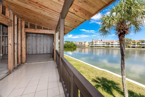 Купить кондоминиум в Трежер-Айленд, Флорида 3 комнаты, 106.37м2, № 1911263 - фото 15