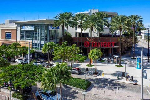 Condo in Miami, Florida, 1 bedroom  № 2057030 - photo 22