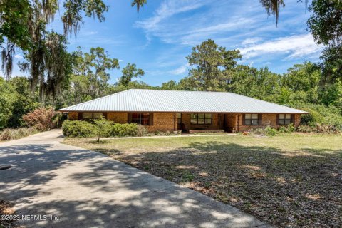 Casa en venta en Interlachen, Florida, 5 dormitorios, 348.01 m2 № 767115 - foto 1
