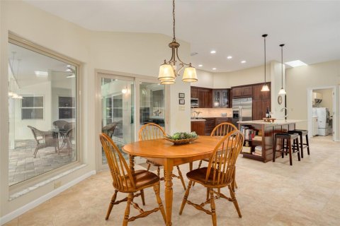 Villa ou maison à vendre à Palm Harbor, Floride: 4 chambres, 292.46 m2 № 2410049 - photo 16