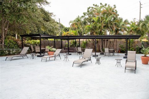 Copropriété à vendre à North Miami Beach, Floride: 2 chambres, 96.62 m2 № 1978194 - photo 3