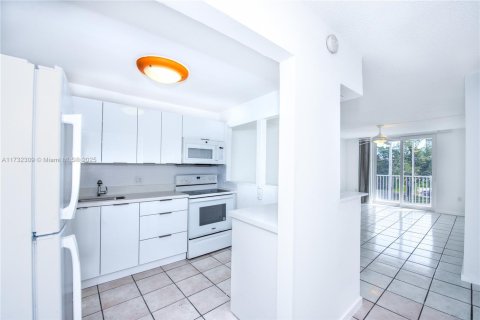 Copropriété à vendre à North Miami Beach, Floride: 2 chambres, 96.62 m2 № 1978194 - photo 7